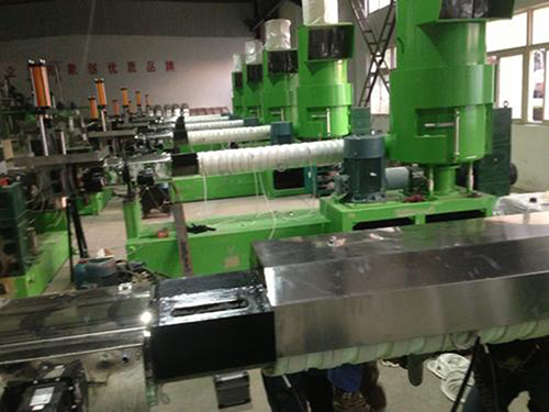 Induction Heating for Plastic Processing Machinery